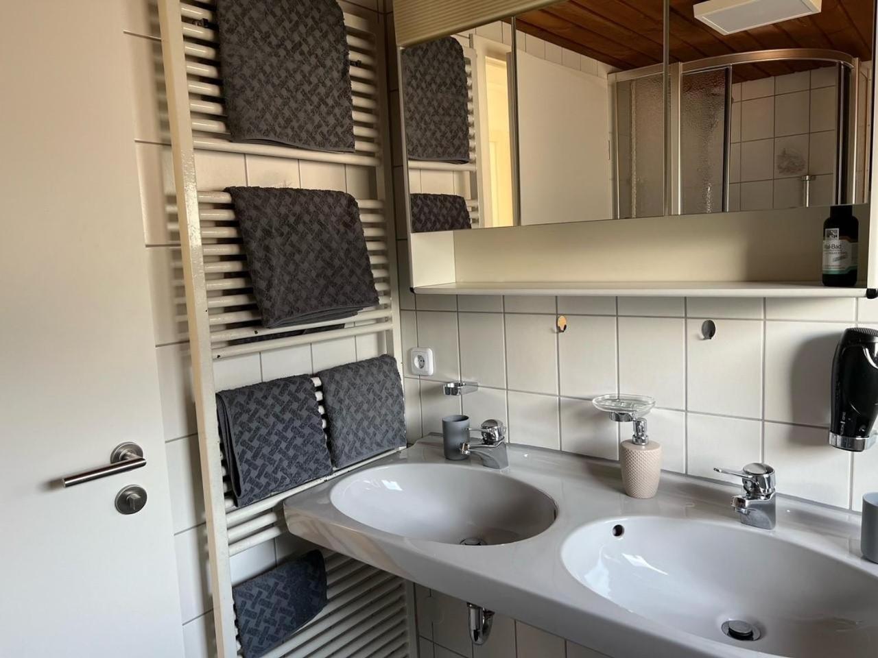 Ferienwohnung Am Wiesenrain Baiersbronn Bagian luar foto